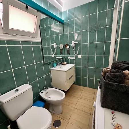 Beautiful 1 Bedroom Cristianos Angeles Апартаменты