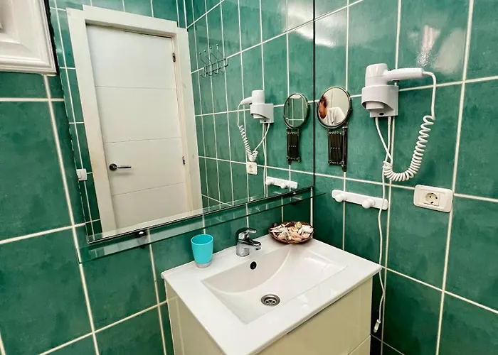 Beautiful 1 Bedroom Cristianos Angeles * 洛斯克里斯蒂亚诺斯